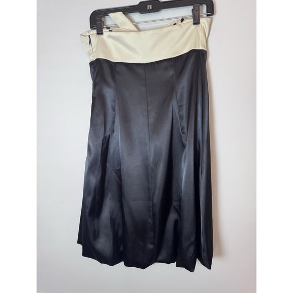 AGB STRAPLESS BEIGE BOW BLACK BUBBLE HEM COCKTAIL DRESS WOMEN'S SIZE 6 - Picture 3 of 4